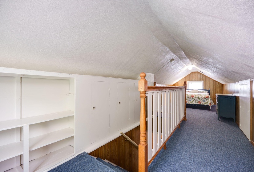 23-web-or-mls-918-e-rose-st