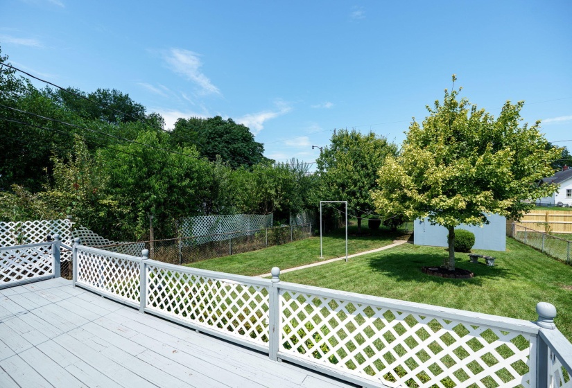 32-web-or-mls-918-e-rose-st