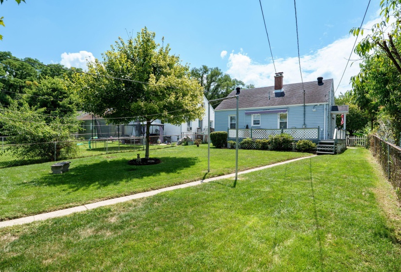 37-web-or-mls-918-e-rose-st