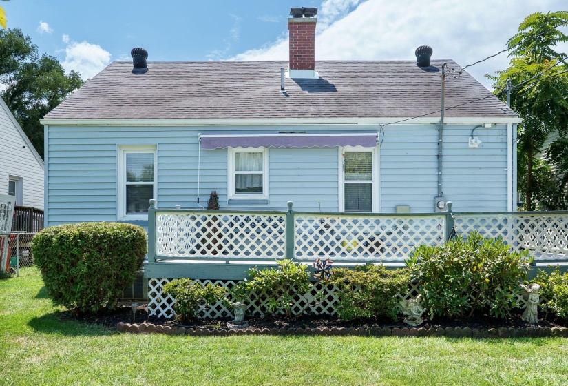 39-web-or-mls-918-e-rose-st