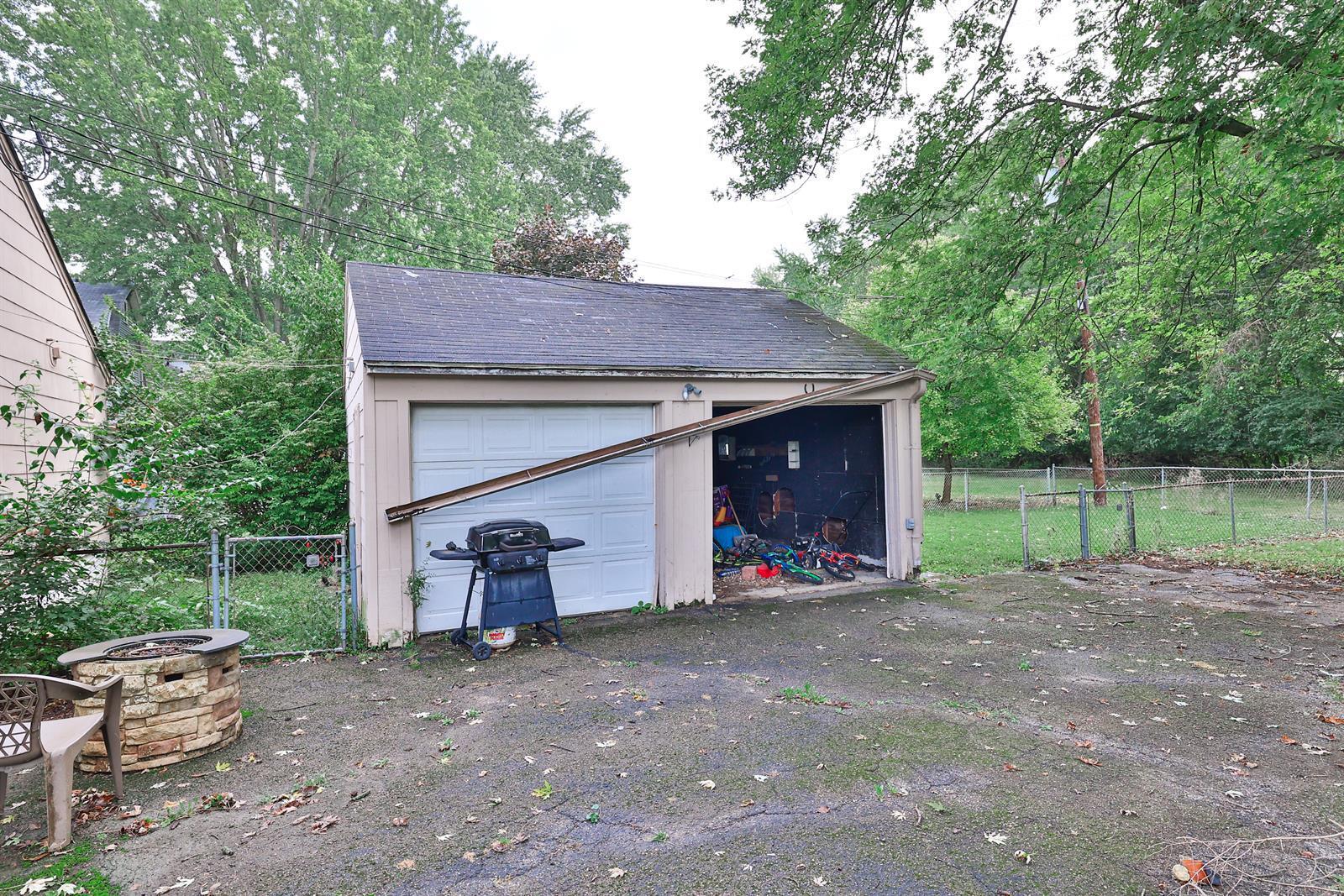 836-838 Rodgers Drive, Springfield, Ohio 45503