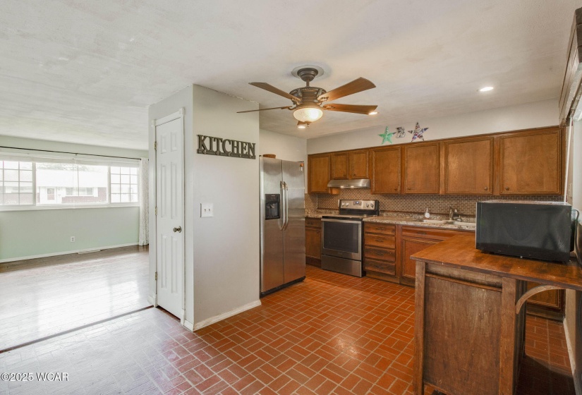 911 Birchwood Drive, Lebanon, Ohio, 3 Bedrooms Bedrooms, ,1 BathroomBathrooms,Residential,For Sale,Birchwood,307896