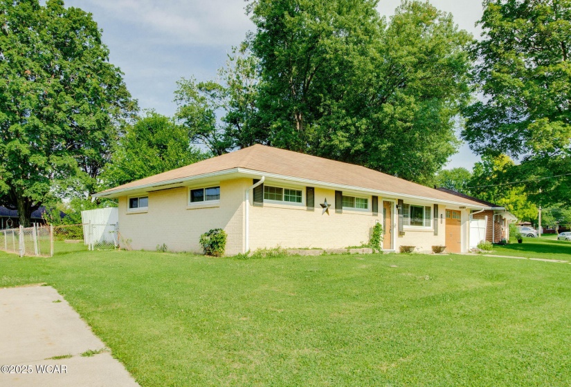 911 Birchwood Drive, Lebanon, Ohio, 3 Bedrooms Bedrooms, ,1 BathroomBathrooms,Residential,For Sale,Birchwood,307896