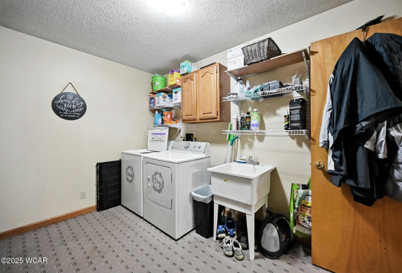 1848 Edgewood Drive, Lima, Ohio, 4 Bedrooms Bedrooms, ,3 BathroomsBathrooms,Residential,For Sale,Edgewood,307895