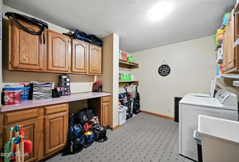 1848 Edgewood Drive, Lima, Ohio, 4 Bedrooms Bedrooms, ,3 BathroomsBathrooms,Residential,For Sale,Edgewood,307895