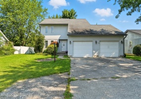 1848 Edgewood Drive, Lima, Ohio, 4 Bedrooms Bedrooms, ,3 BathroomsBathrooms,Residential,For Sale,Edgewood,307895