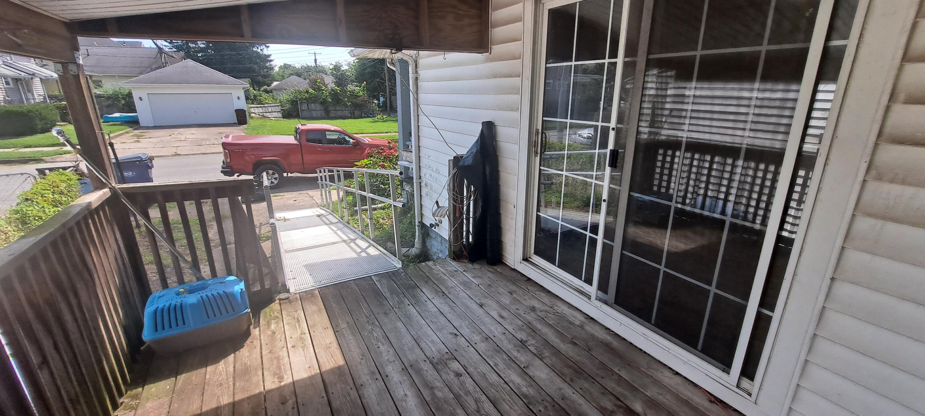 1009 Elm Street, Springfield, Ohio 45503