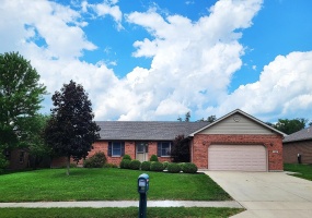 760 Birchwood Drive, Greenville, Ohio 45331, 3 Bedrooms Bedrooms, ,2 BathroomsBathrooms,Residential,For Sale,Birchwood,1040553