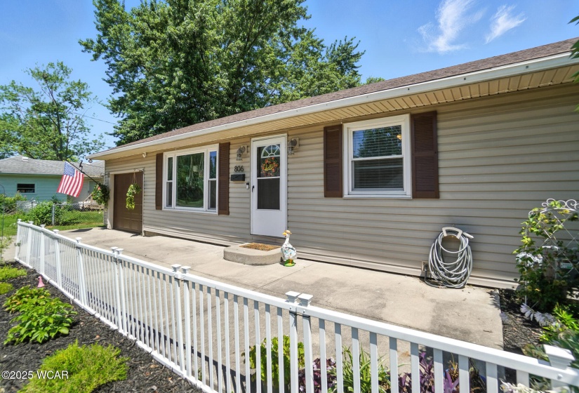 806 Tremont Avenue, Lima, Ohio, 3 Bedrooms Bedrooms, ,1 BathroomBathrooms,Residential,For Sale,Tremont,307583