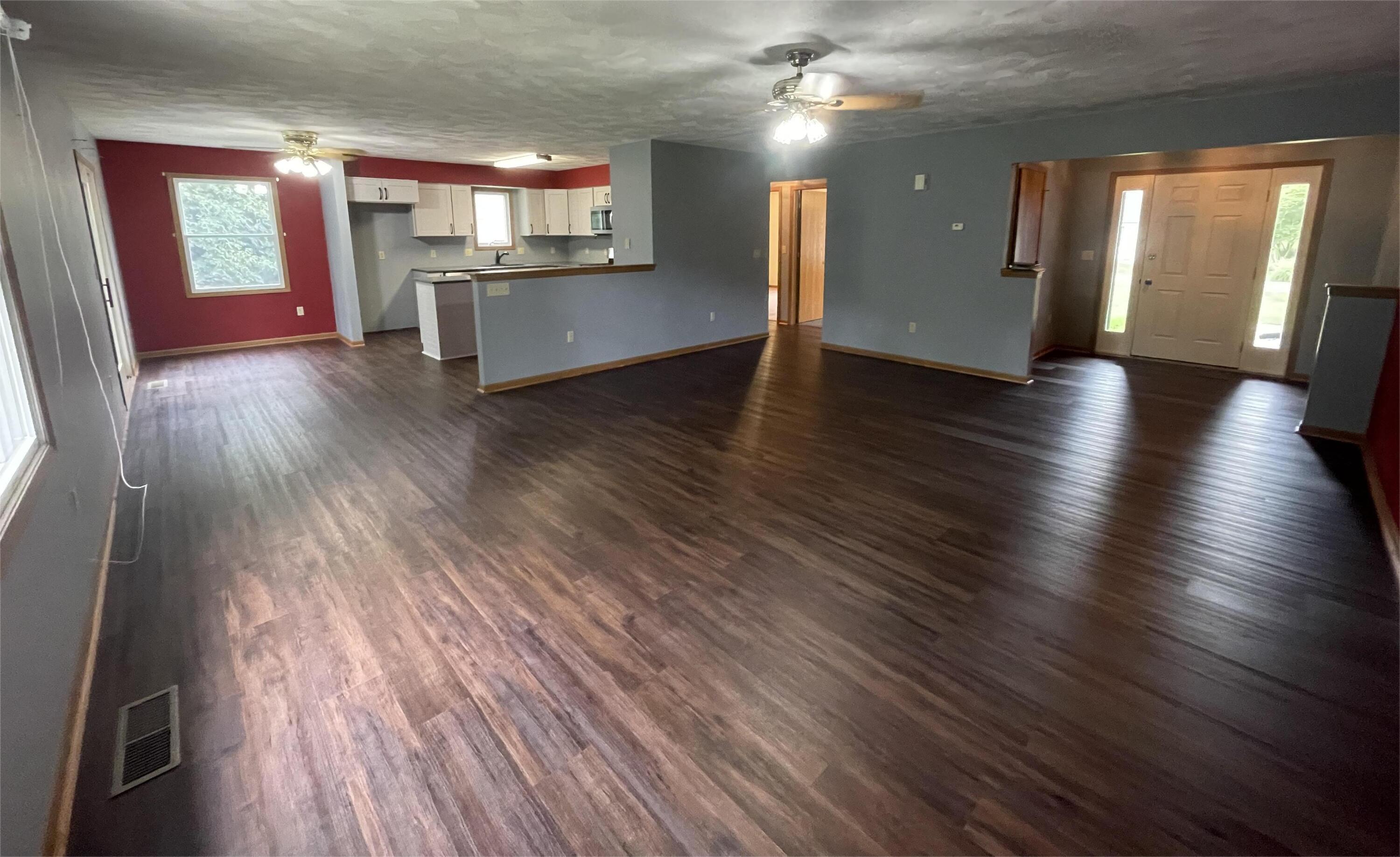 15858 Hickory Avenue, Belle Center, Ohio 43310