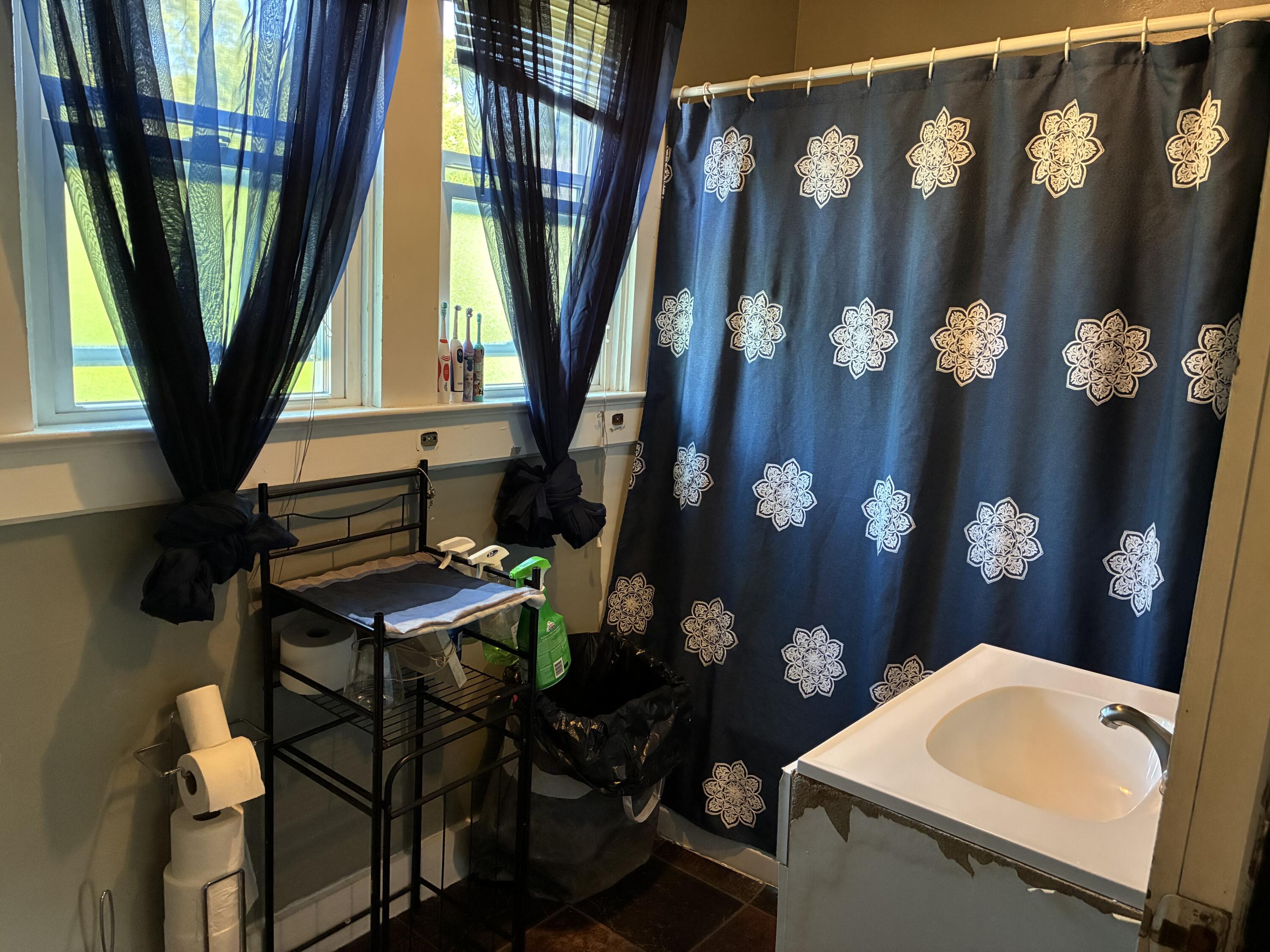 1009 High Street, Springfield, Ohio 45506