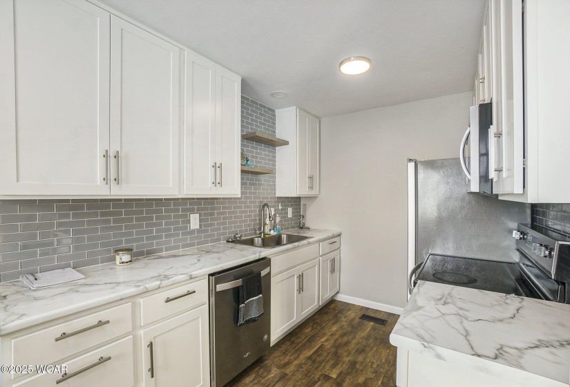 2275 Cable Road, Lima, Ohio, 2 Bedrooms Bedrooms, ,1 BathroomBathrooms,Residential,For Sale,Cable,307911