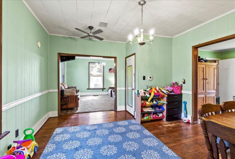 1236 Detroit 11