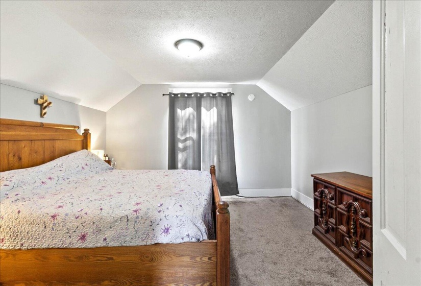 1236 Detroit 22