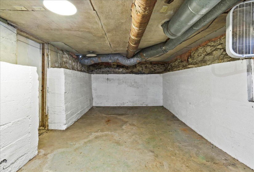1236 Detroit 27