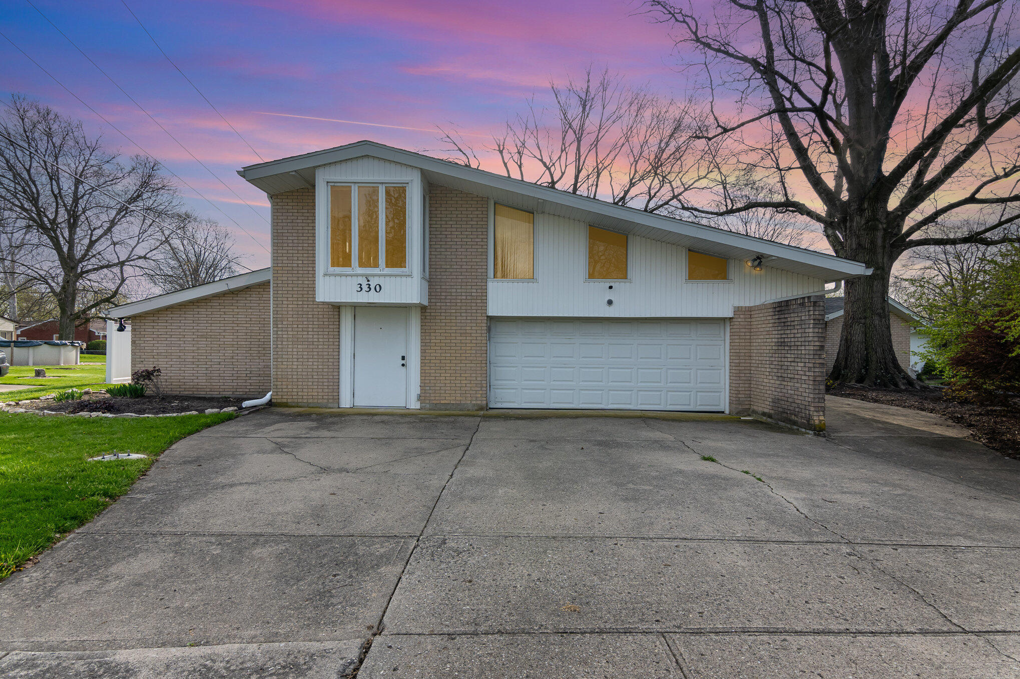 330 Rumson Street, Englewood, Ohio 45322