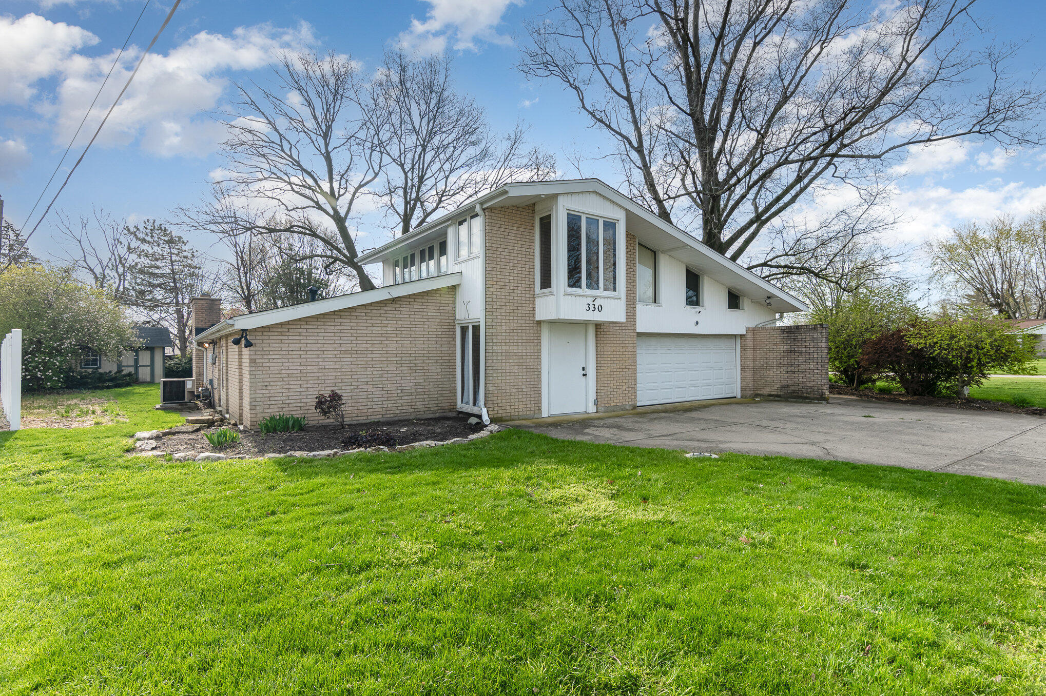 330 Rumson Street, Englewood, Ohio 45322