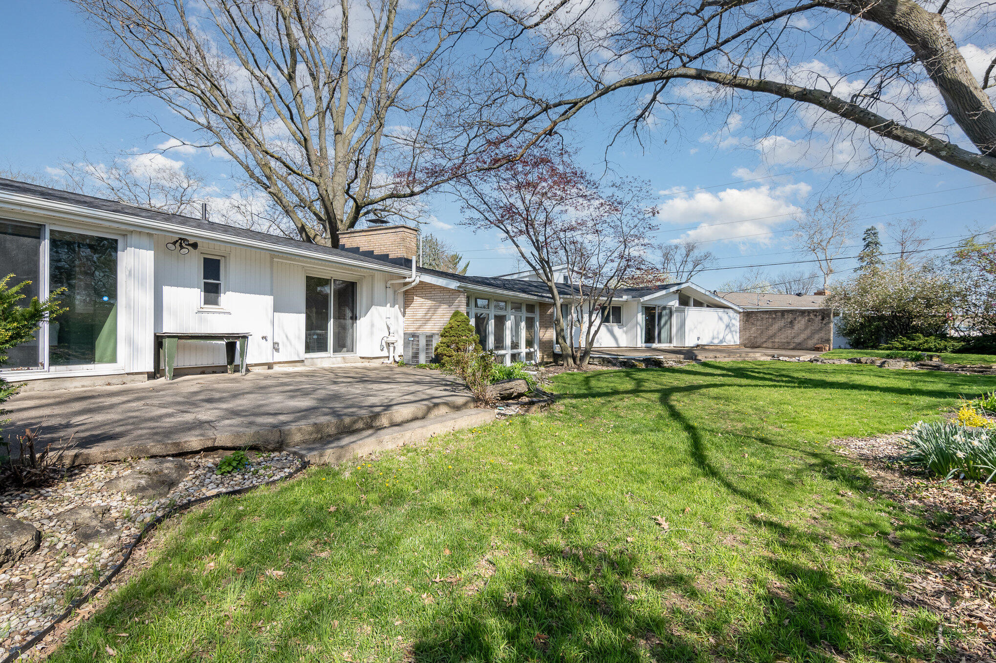 330 Rumson Street, Englewood, Ohio 45322