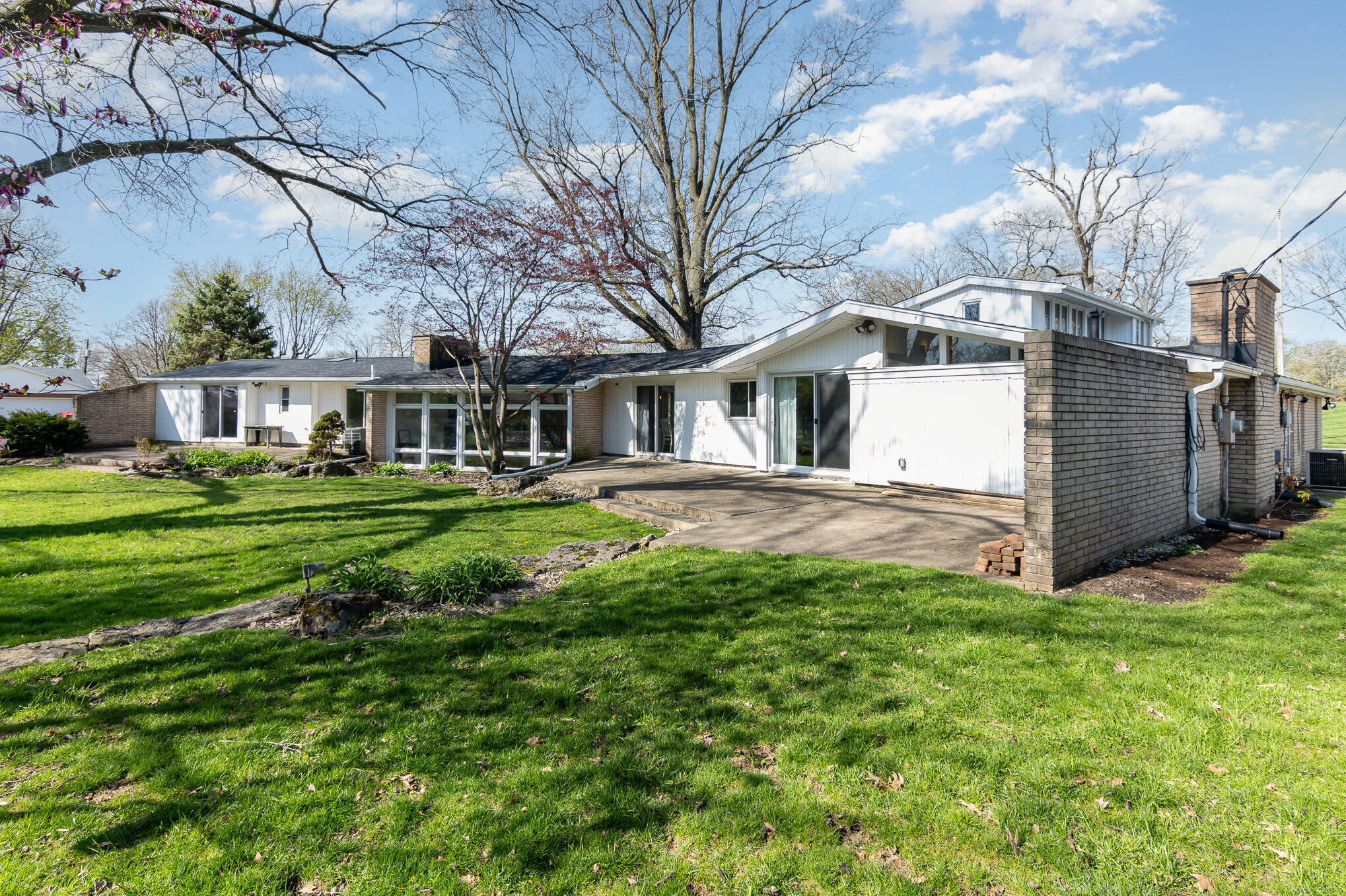 330 Rumson Street, Englewood, Ohio 45322