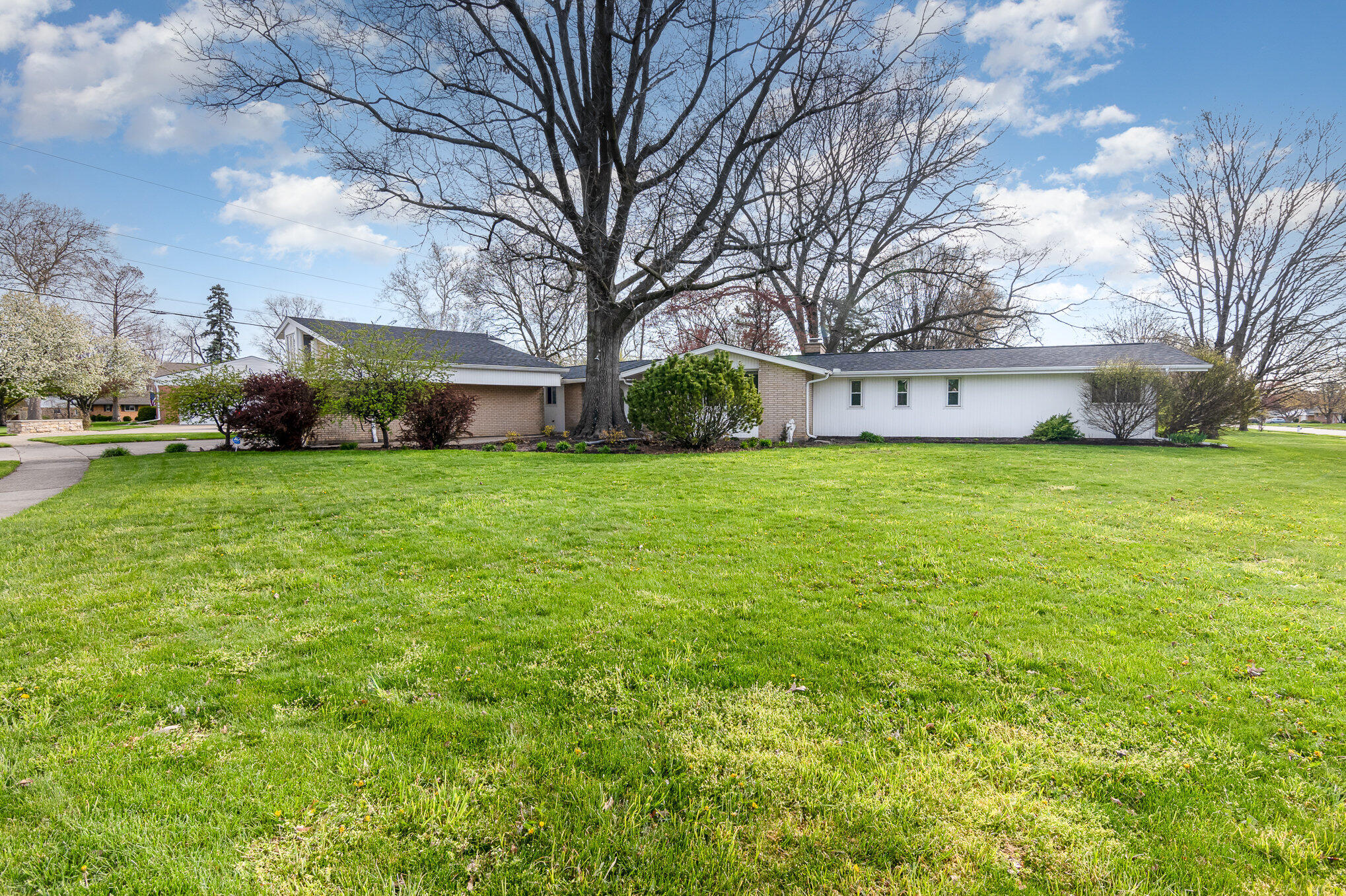 330 Rumson Street, Englewood, Ohio 45322