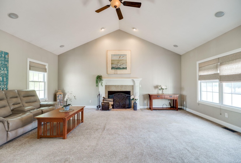 12-web-or-mls-3025-aubree-ln