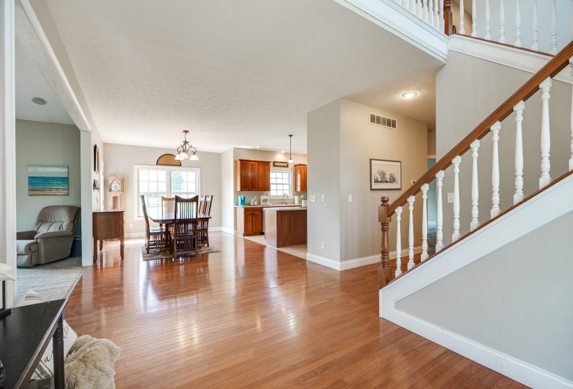 9-web-or-mls-3025-aubree-ln