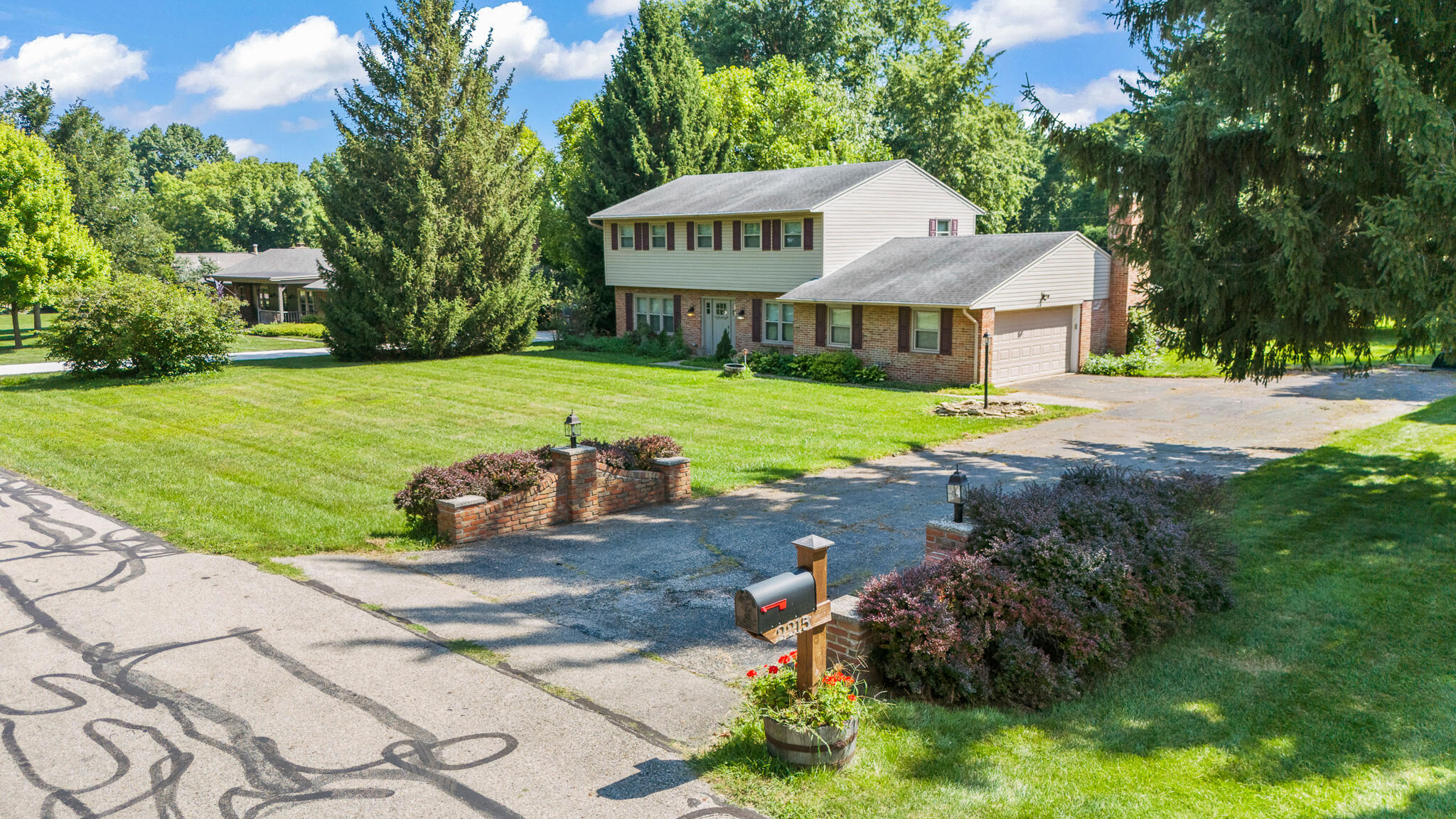 2215 Merrimont Drive, Troy, Ohio 45373