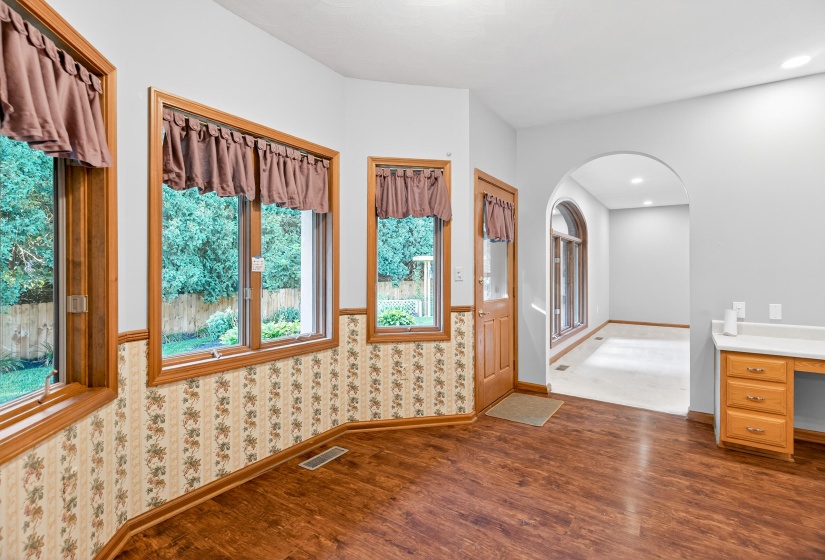 1680 Wildwood, Sidney-26