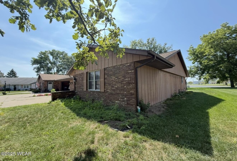 650 Golden Oaks Court 19, Van Wert, Ohio, 2 Bedrooms Bedrooms, ,1 BathroomBathrooms,Residential,For Sale,Golden Oaks Court 19,307922