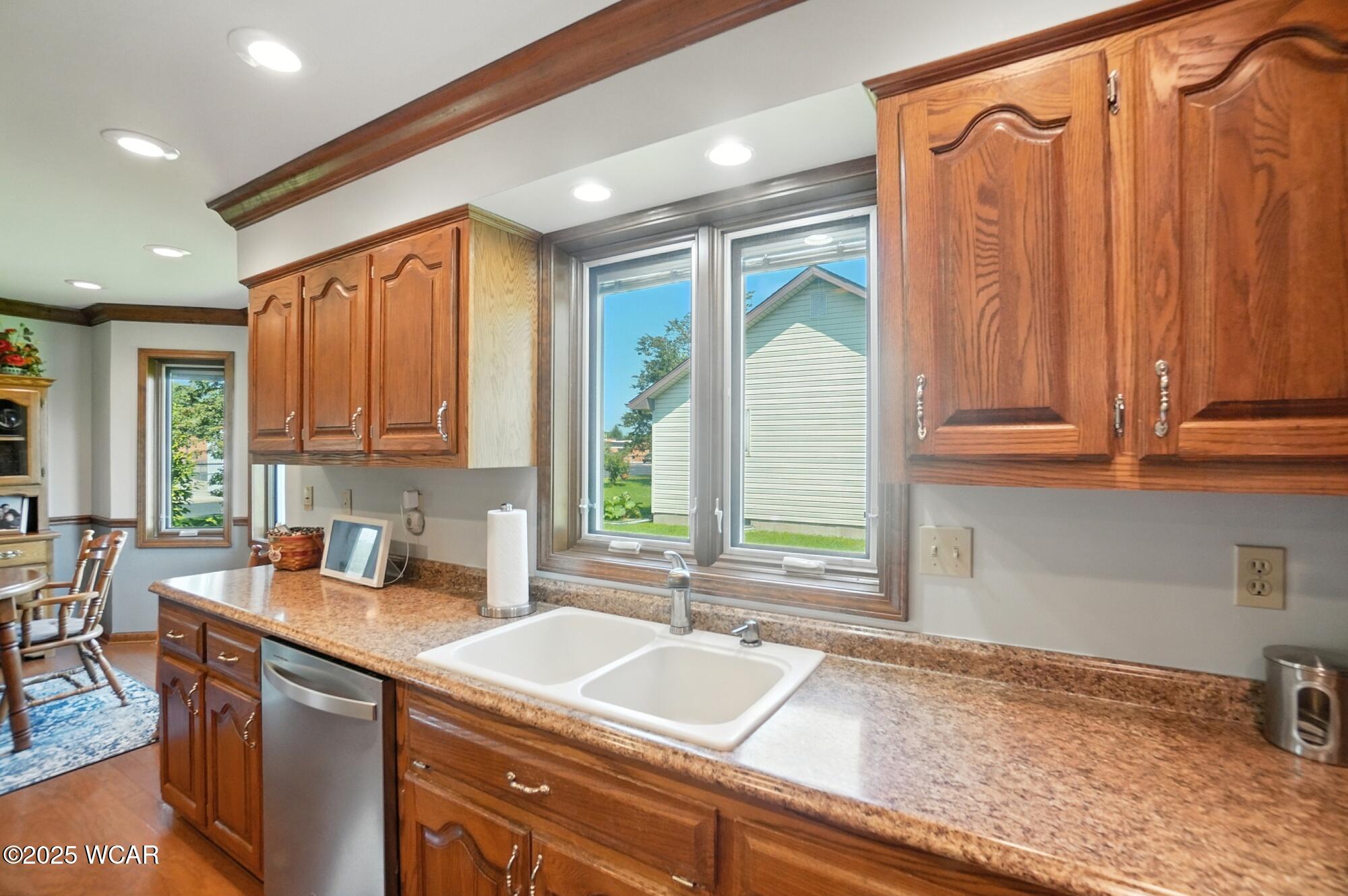 1057 Maxine Lane, Van Wert, Ohio
