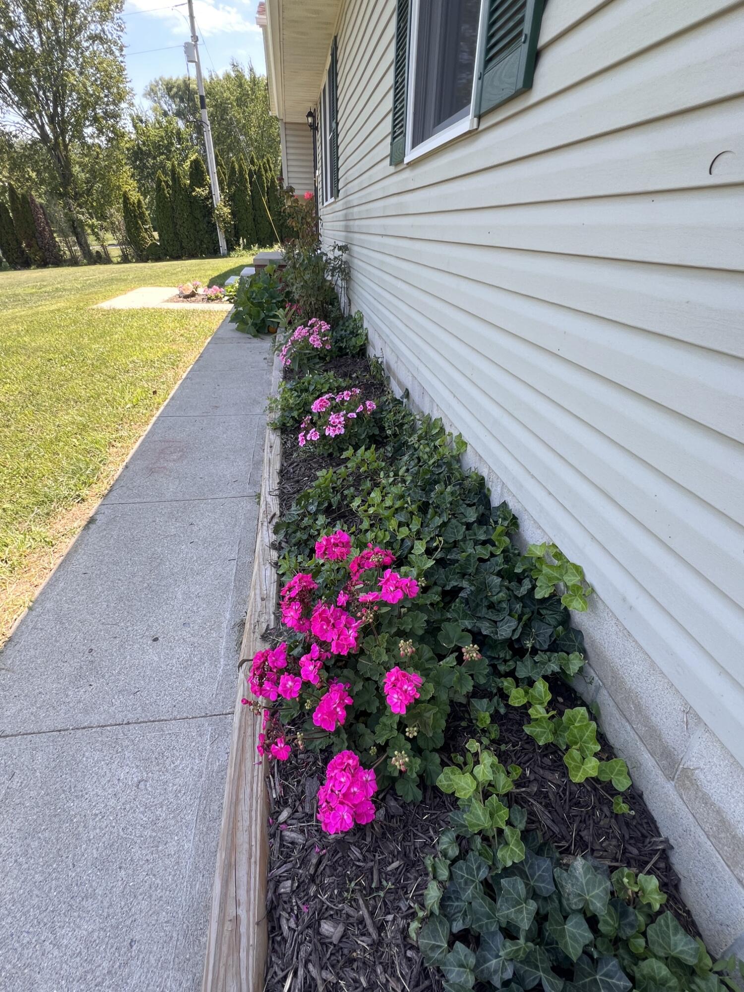1026 Township Road 129, Zanesfield, Ohio 43360