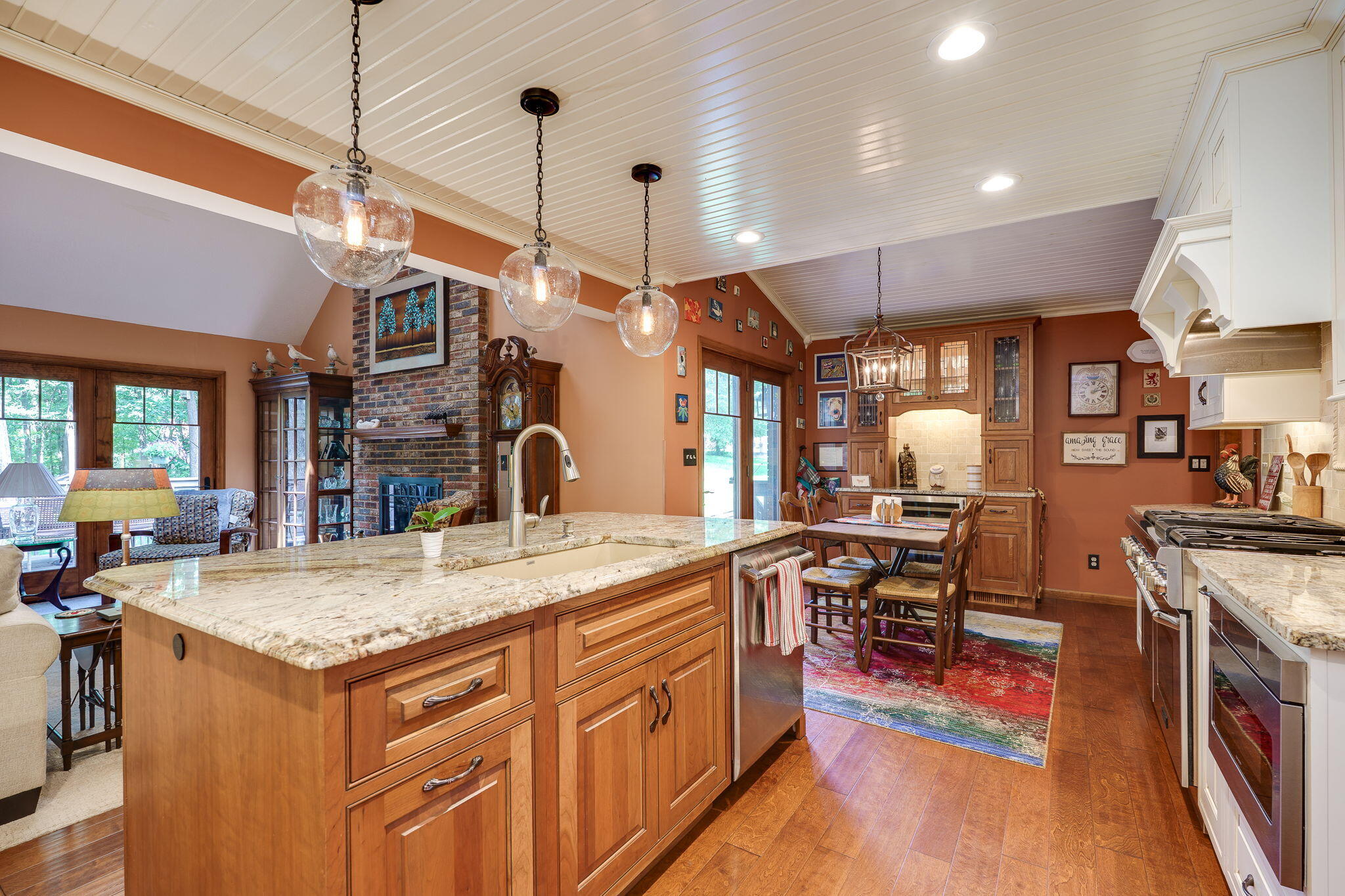 7600 Whispering Oaks Trail, Tipp City, Ohio 45371