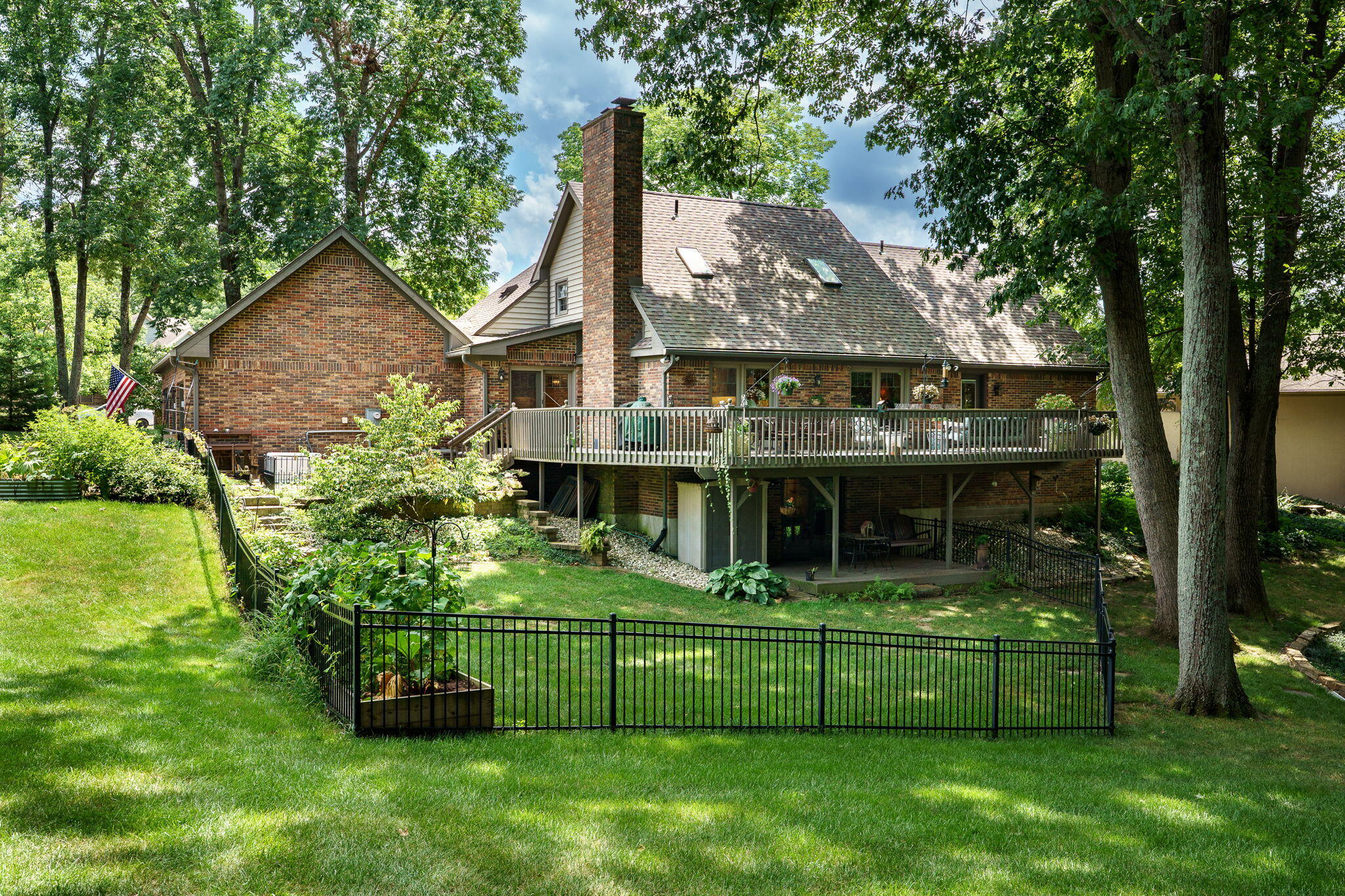 7600 Whispering Oaks Trail, Tipp City, Ohio 45371
