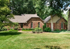 7600 Whispering Oaks Trail, Tipp City, Ohio 45371, 3 Bedrooms Bedrooms, ,2 BathroomsBathrooms,Residential,For Sale,Whispering Oaks,1040603