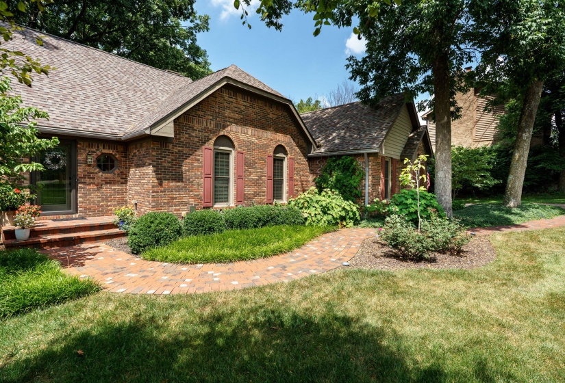 6-web-or-mls-7600-whispering-oaks-trail
