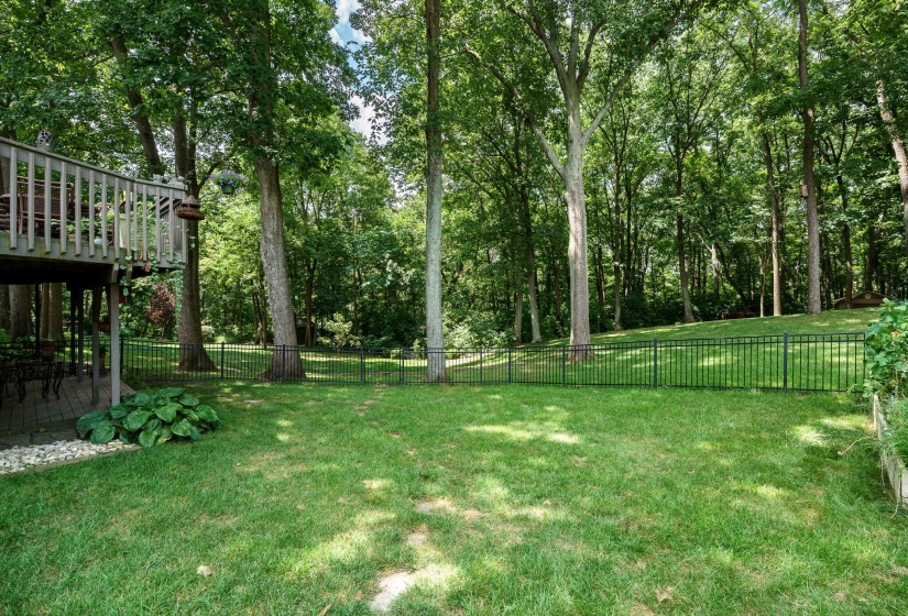 62-web-or-mls-7600-whispering-oaks-trail