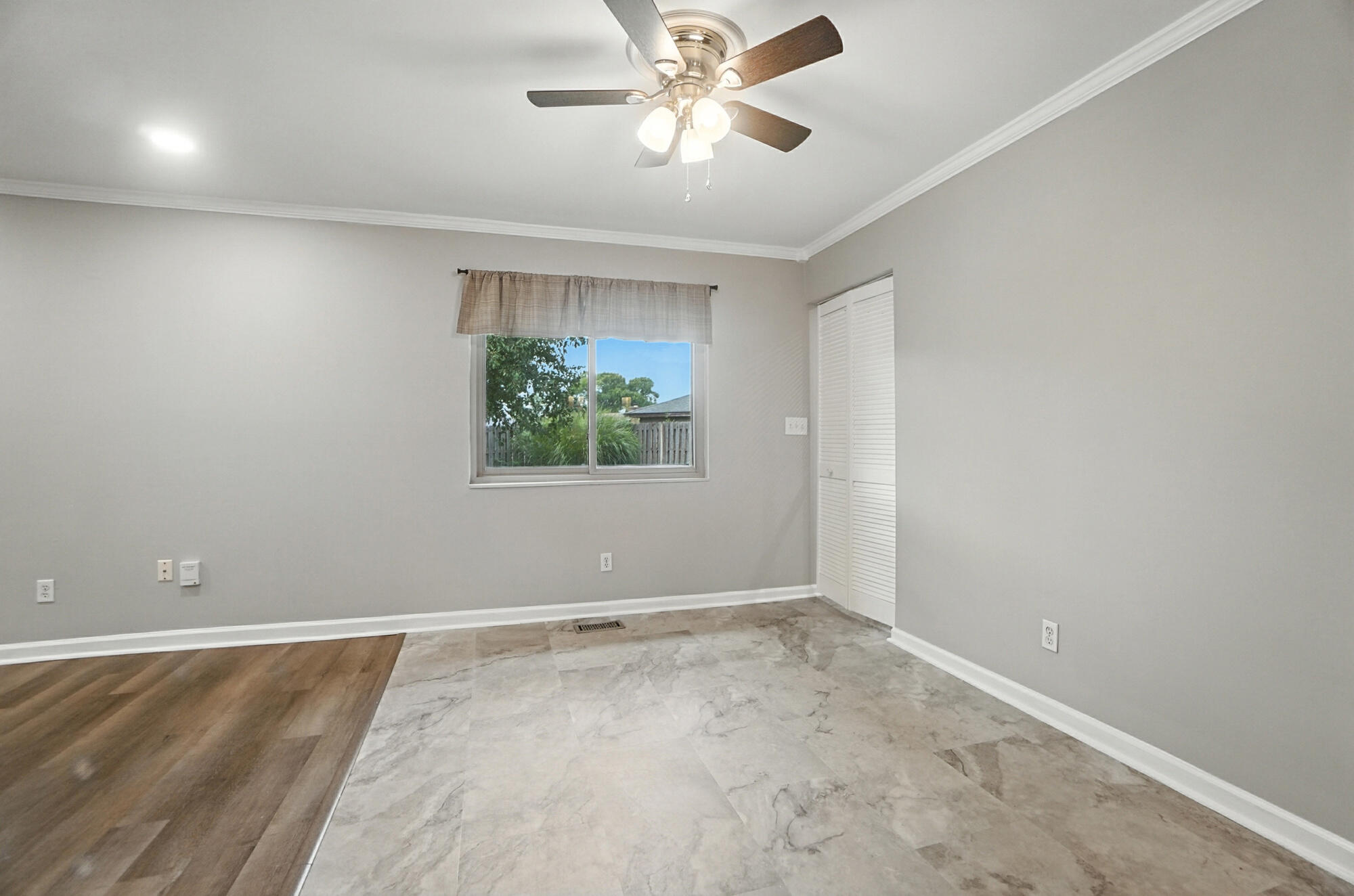 605 Village Court, Englewood, Ohio 45322