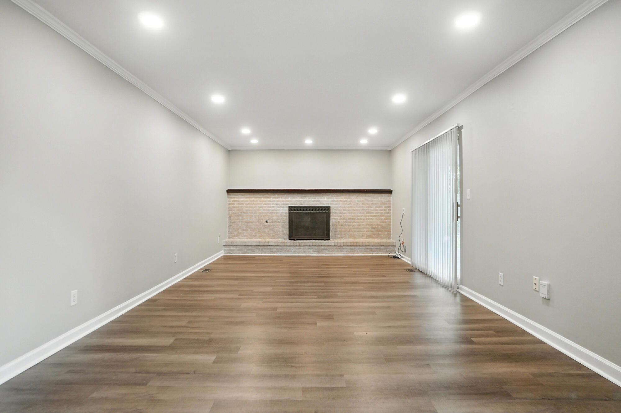 605 Village Court, Englewood, Ohio 45322