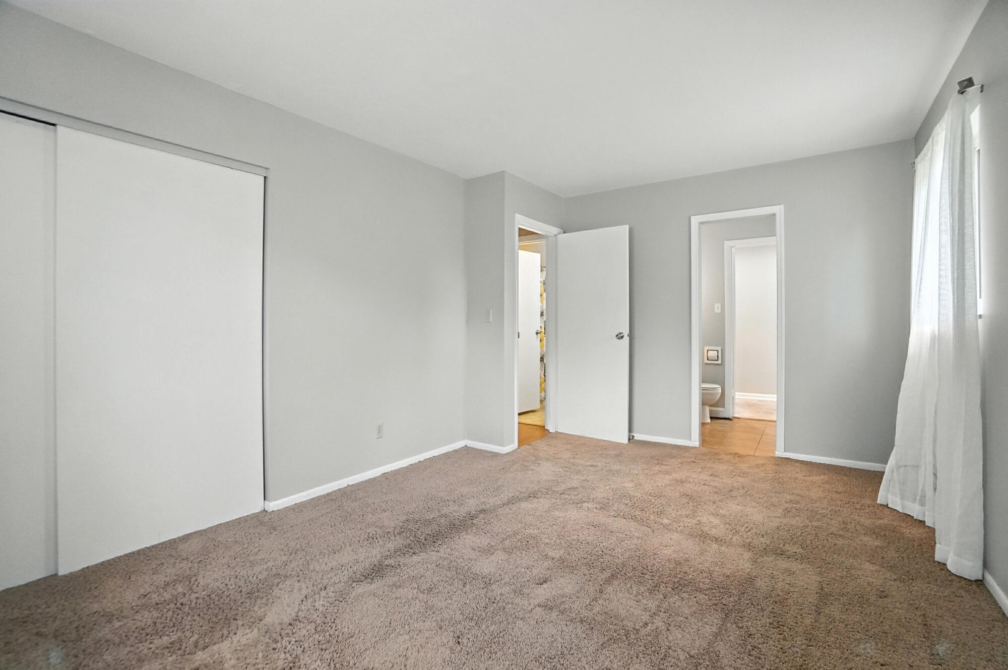 605 Village Court, Englewood, Ohio 45322