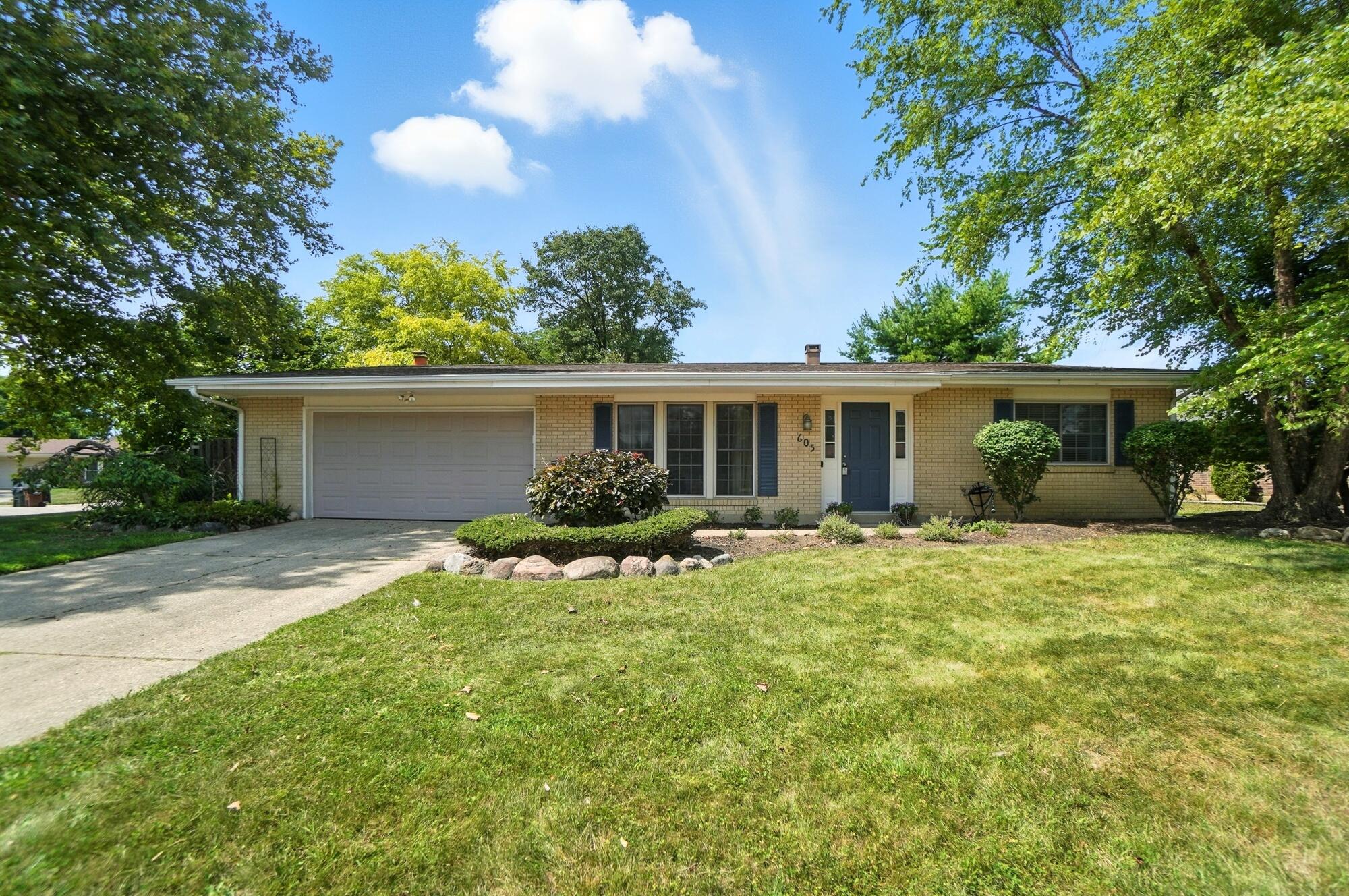 605 Village Court, Englewood, Ohio 45322
