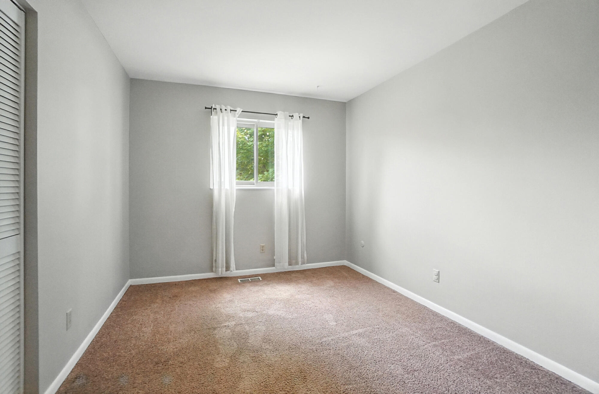 605 Village Court, Englewood, Ohio 45322