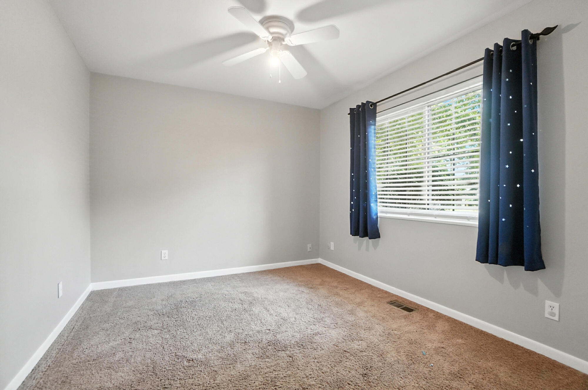 605 Village Court, Englewood, Ohio 45322