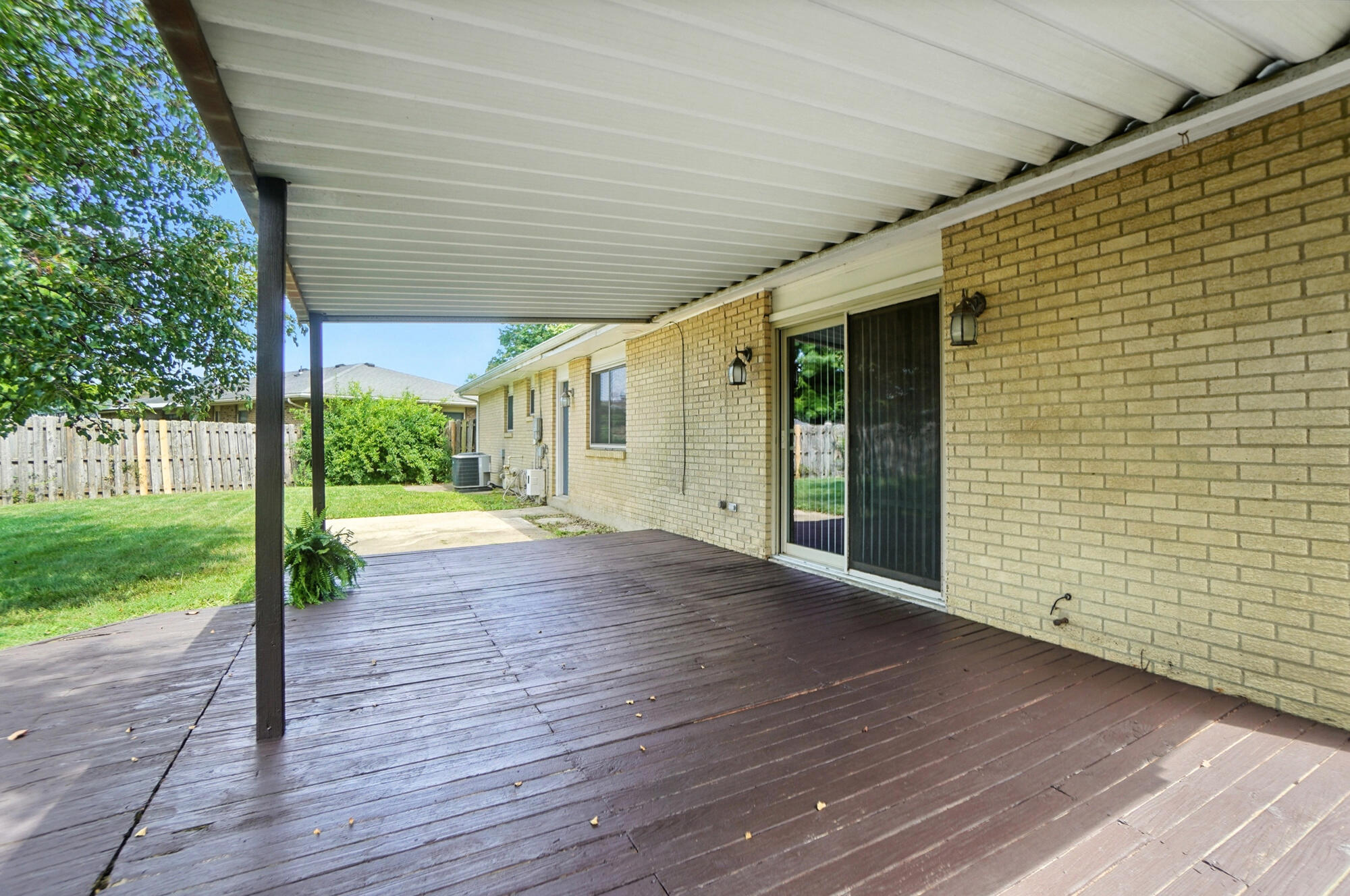 605 Village Court, Englewood, Ohio 45322