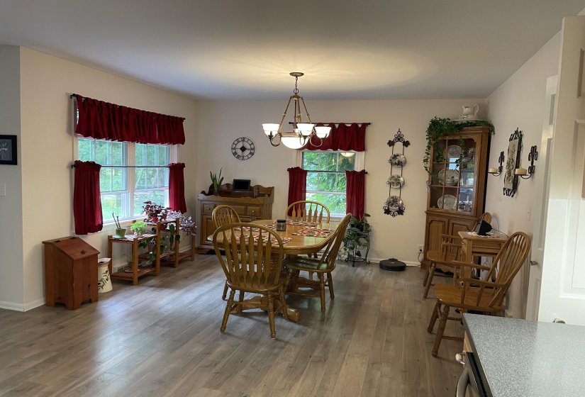 Eat In Kitchen