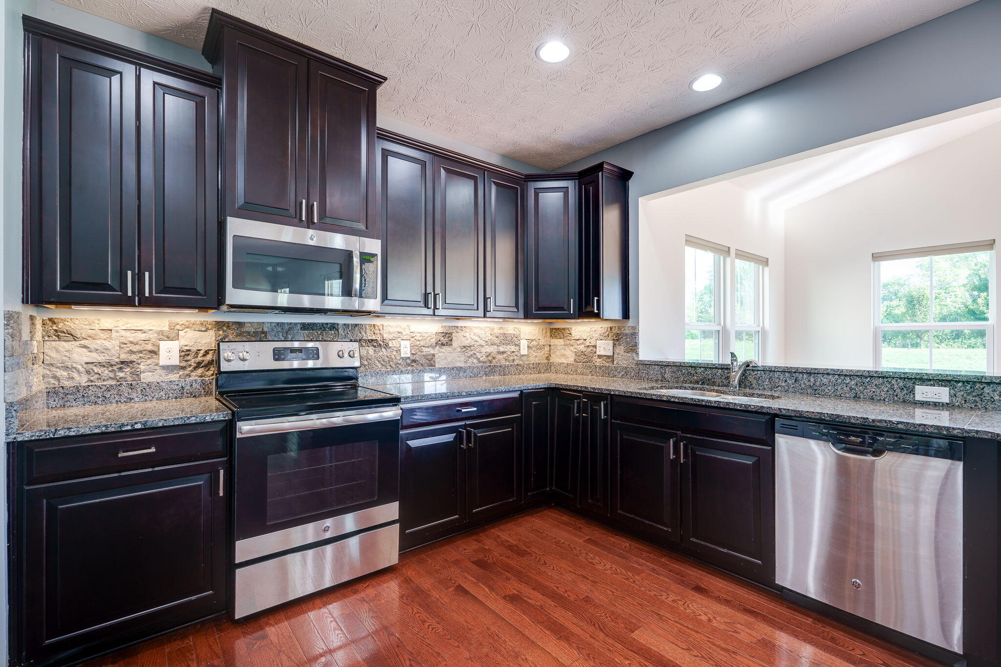 2417 Sunset Maple Drive, Tipp City, Ohio 45371