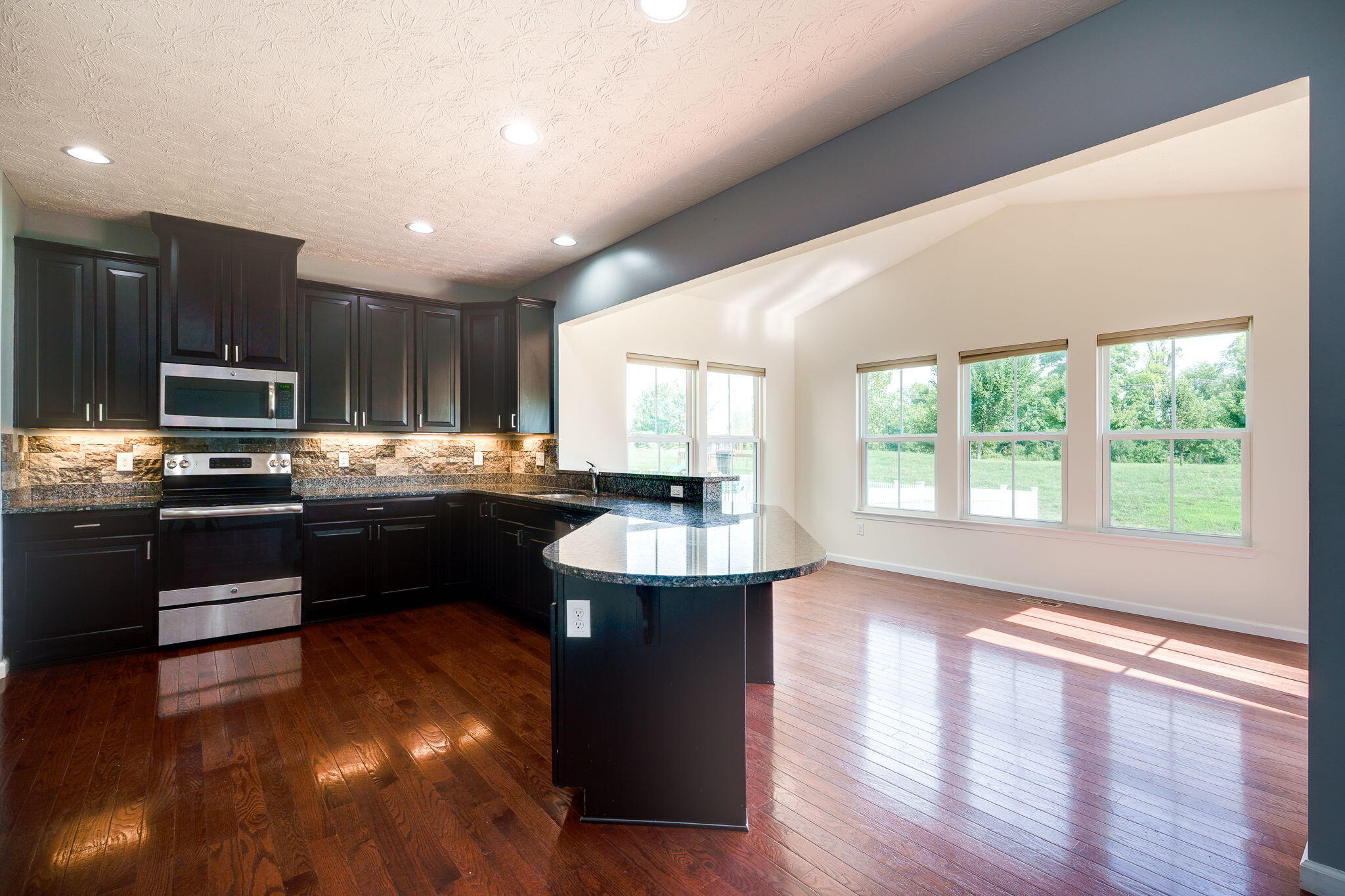 2417 Sunset Maple Drive, Tipp City, Ohio 45371