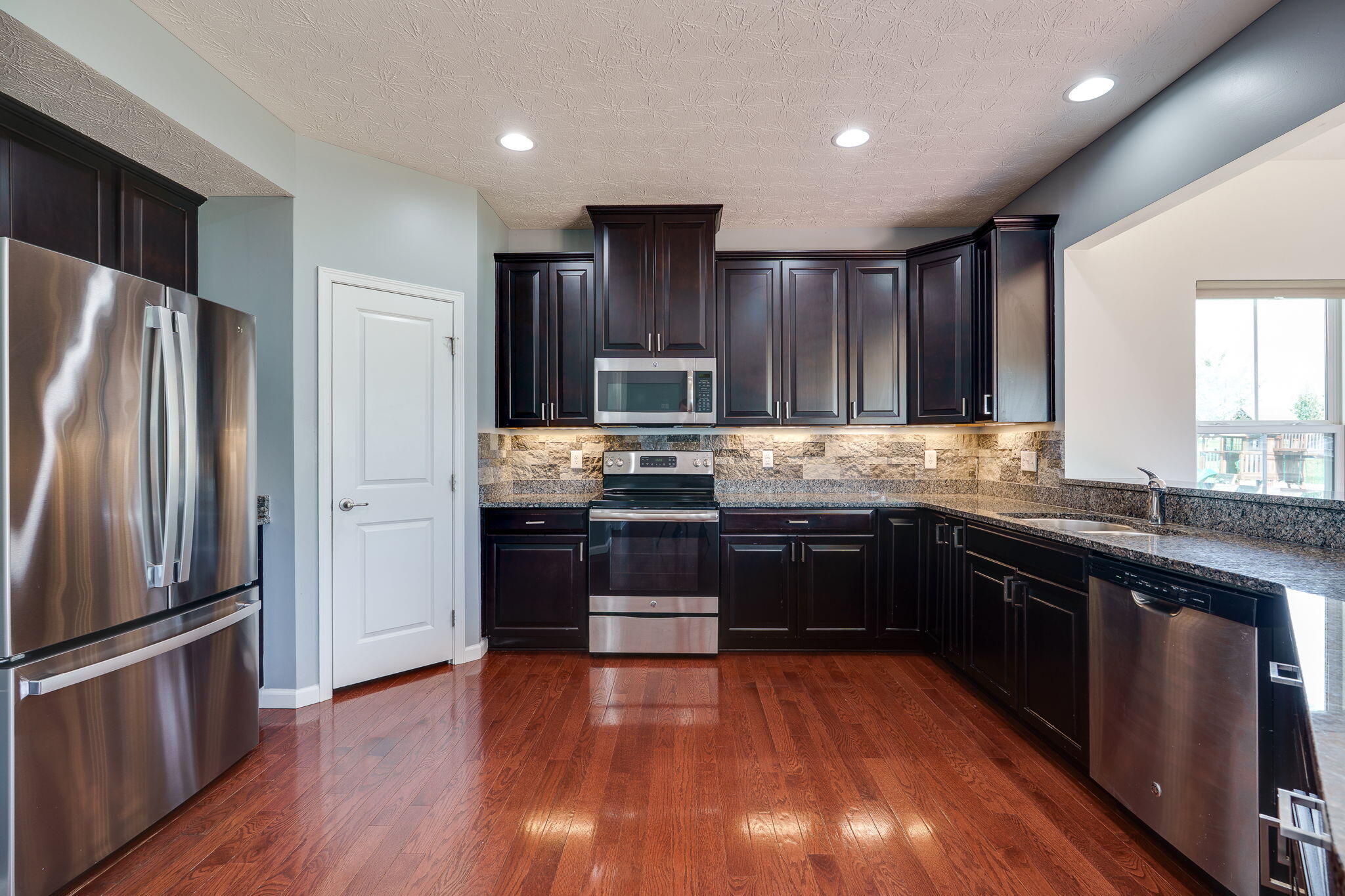 2417 Sunset Maple Drive, Tipp City, Ohio 45371