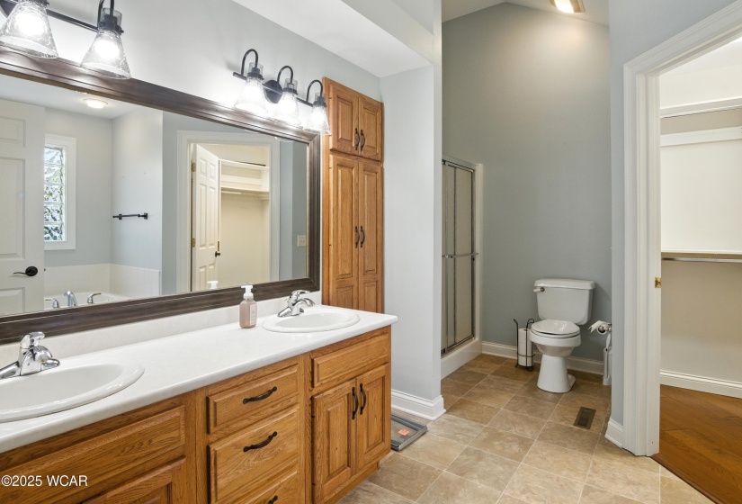 1049 Chippewa Drive, Van Wert, Ohio, 3 Bedrooms Bedrooms, ,2 BathroomsBathrooms,Residential,For Sale,Chippewa,307934