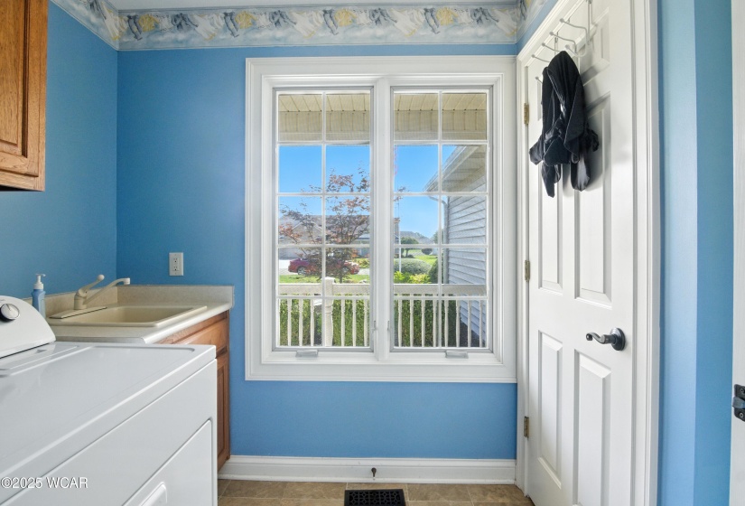 1049 Chippewa Drive, Van Wert, Ohio, 3 Bedrooms Bedrooms, ,2 BathroomsBathrooms,Residential,For Sale,Chippewa,307934