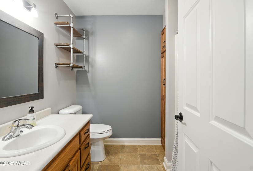 1049 Chippewa Drive, Van Wert, Ohio, 3 Bedrooms Bedrooms, ,2 BathroomsBathrooms,Residential,For Sale,Chippewa,307934